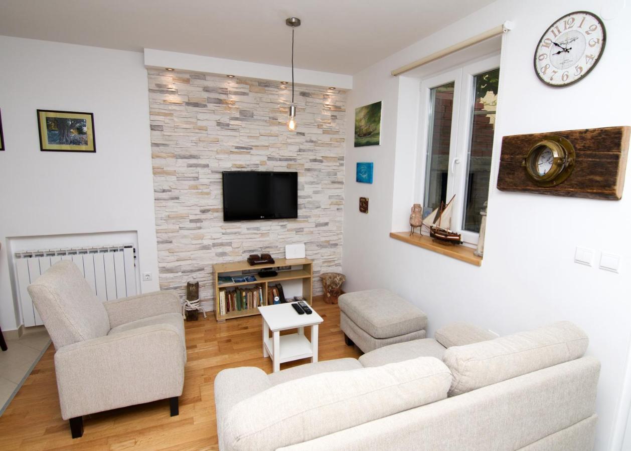 House 4 Rent Laura Leilighet Mali Lošinj Eksteriør bilde